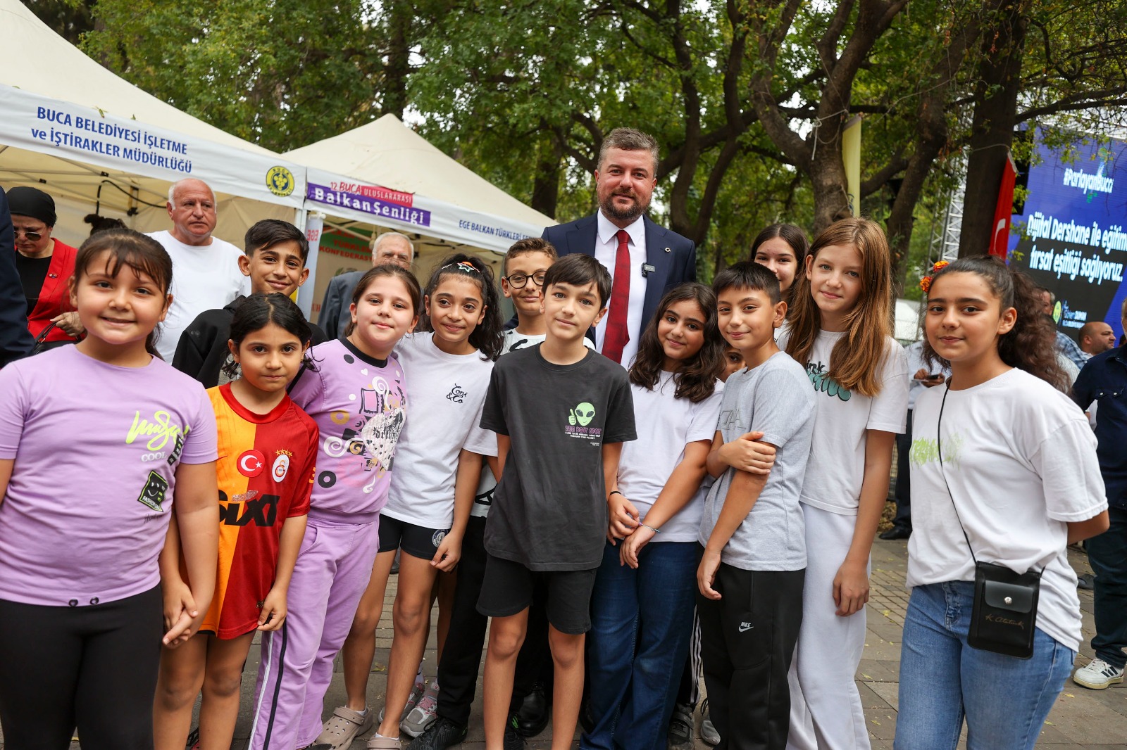 Buca Belediyesi'nin Dijital Dershane uygulaması 22 bin öğrenciye ulaştı. 250