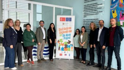 Foça Belediyesi ve Pi Gençlik Derneği'nin yürüttüğü "Sivil Katılım Projesi",