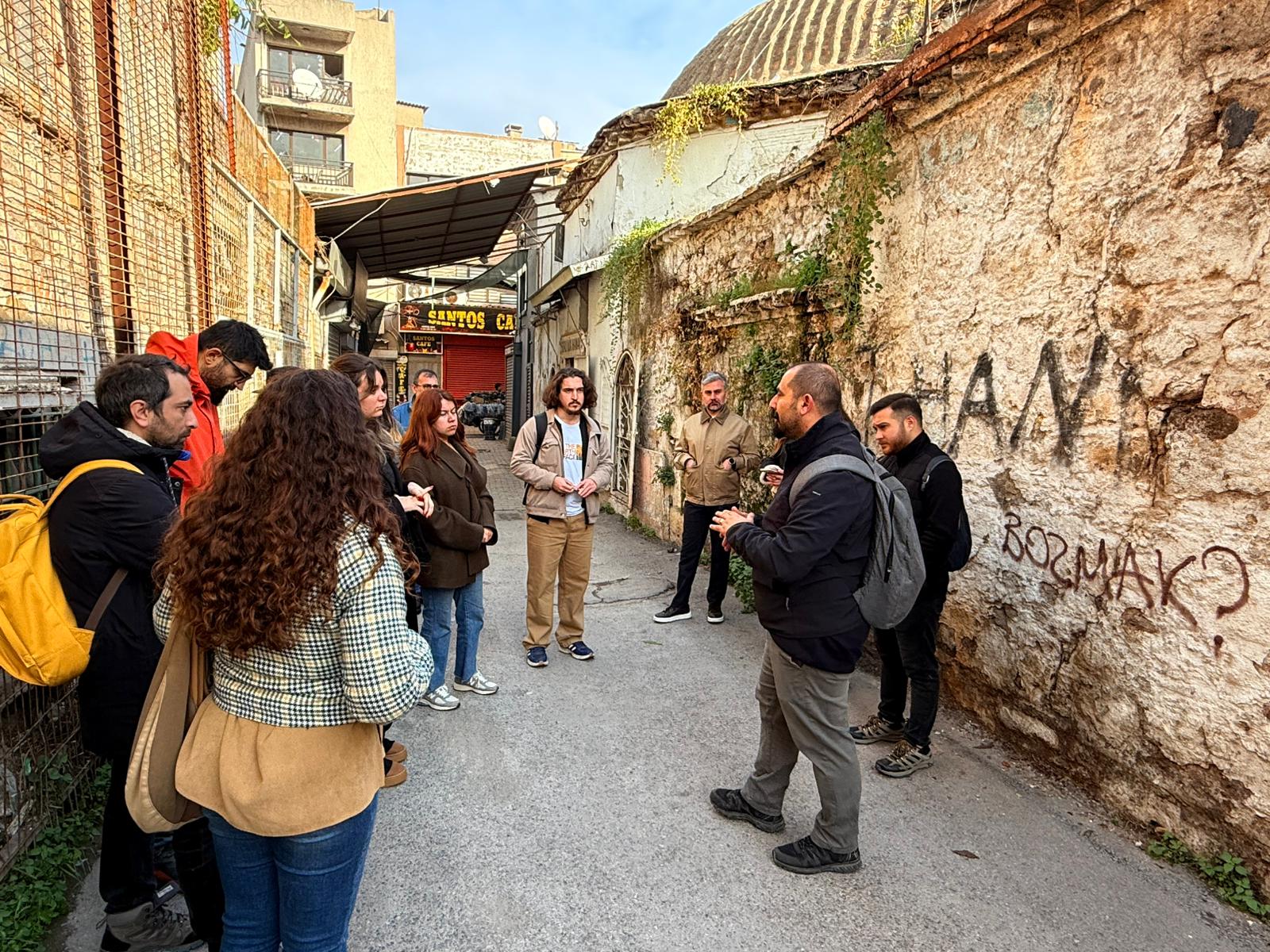 İzmir Büyükşehir Belediyesi ve KABUK İletişim Ağı Derneği iş birliğiyle