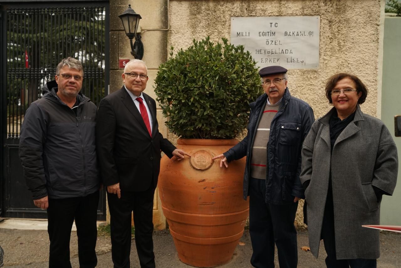 Heybeliada Ruhban Okulu Tartışması Büyüyor