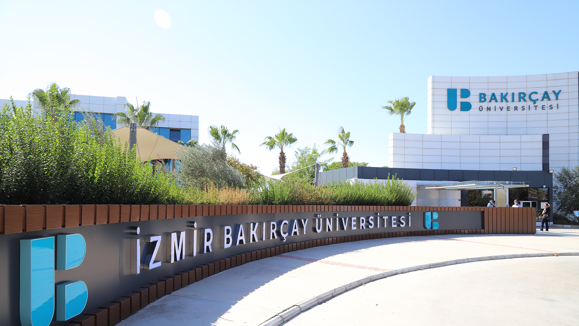 İzmir Bakırçay Üniversitesi, CERN'in 100 km'lik dev hızlandırıcı projesi FCC'ye