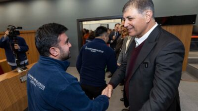 İzmir Büyükşehir Belediyesi yeni yıl buluşmasında konuşan Başkan Cemil Tugay,