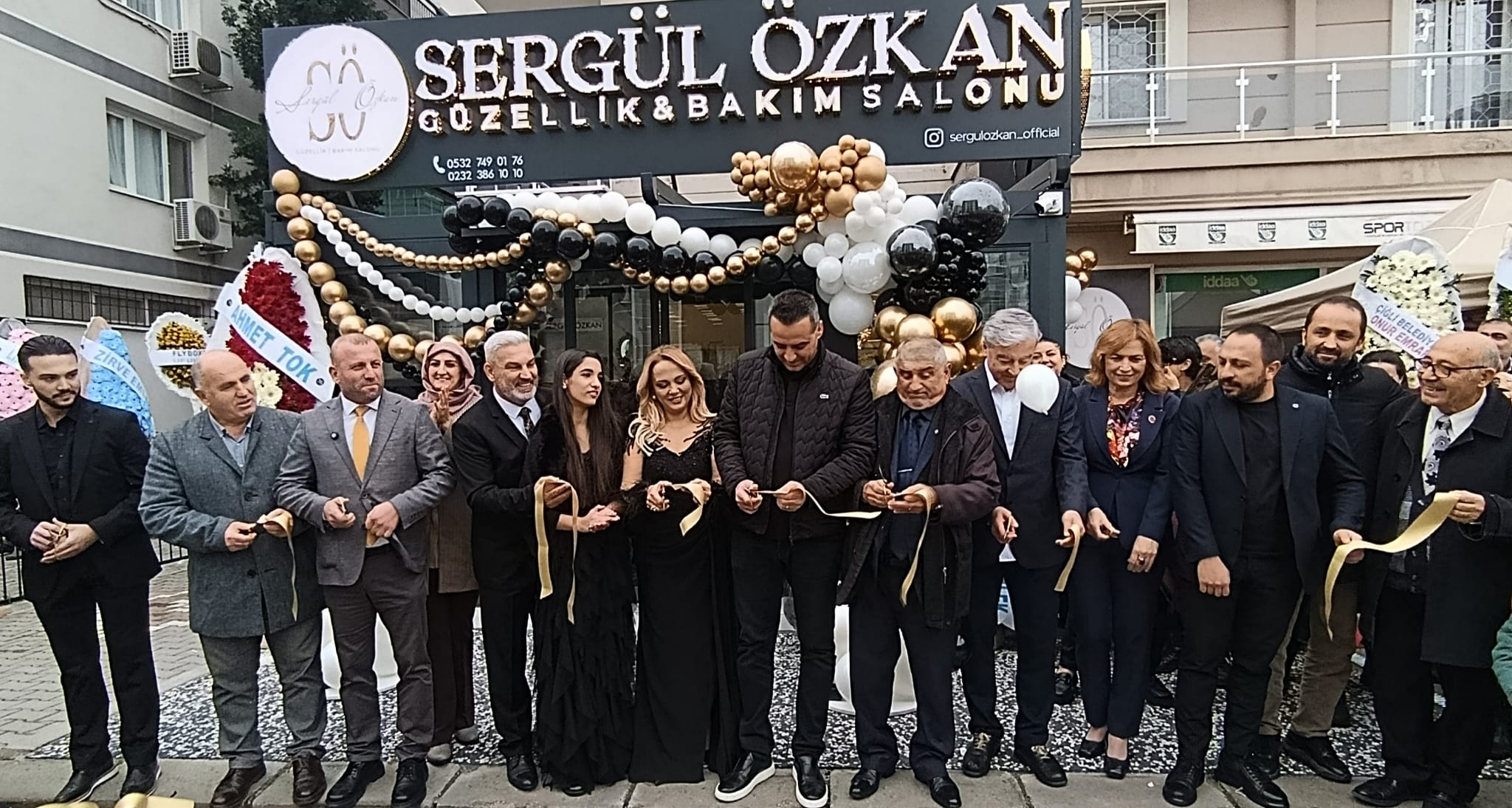 Güzellik Uzmanı Sergül Özkan'ın Çiğli Ataşehir'deki modern güzellik merkezi, zorlu