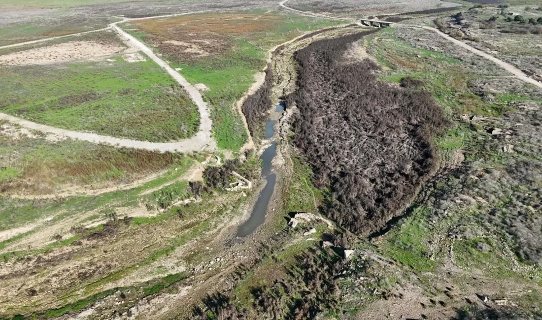 İzmir’in ana su kaynağı Tahtalı Barajı’nda doluluk oranı %0,97’ye düştü