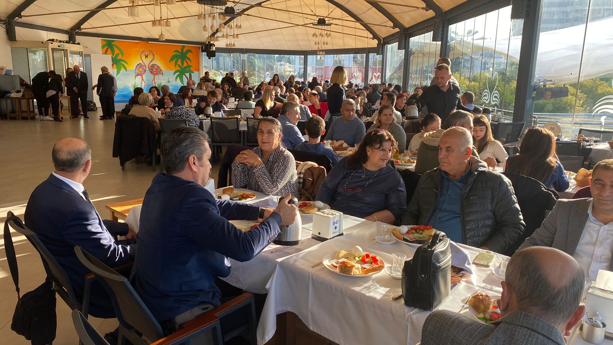 İzmir’de Örencik Köyü Derneği’nden Eğitime Destek İçin Coşkulu Kahvaltı
