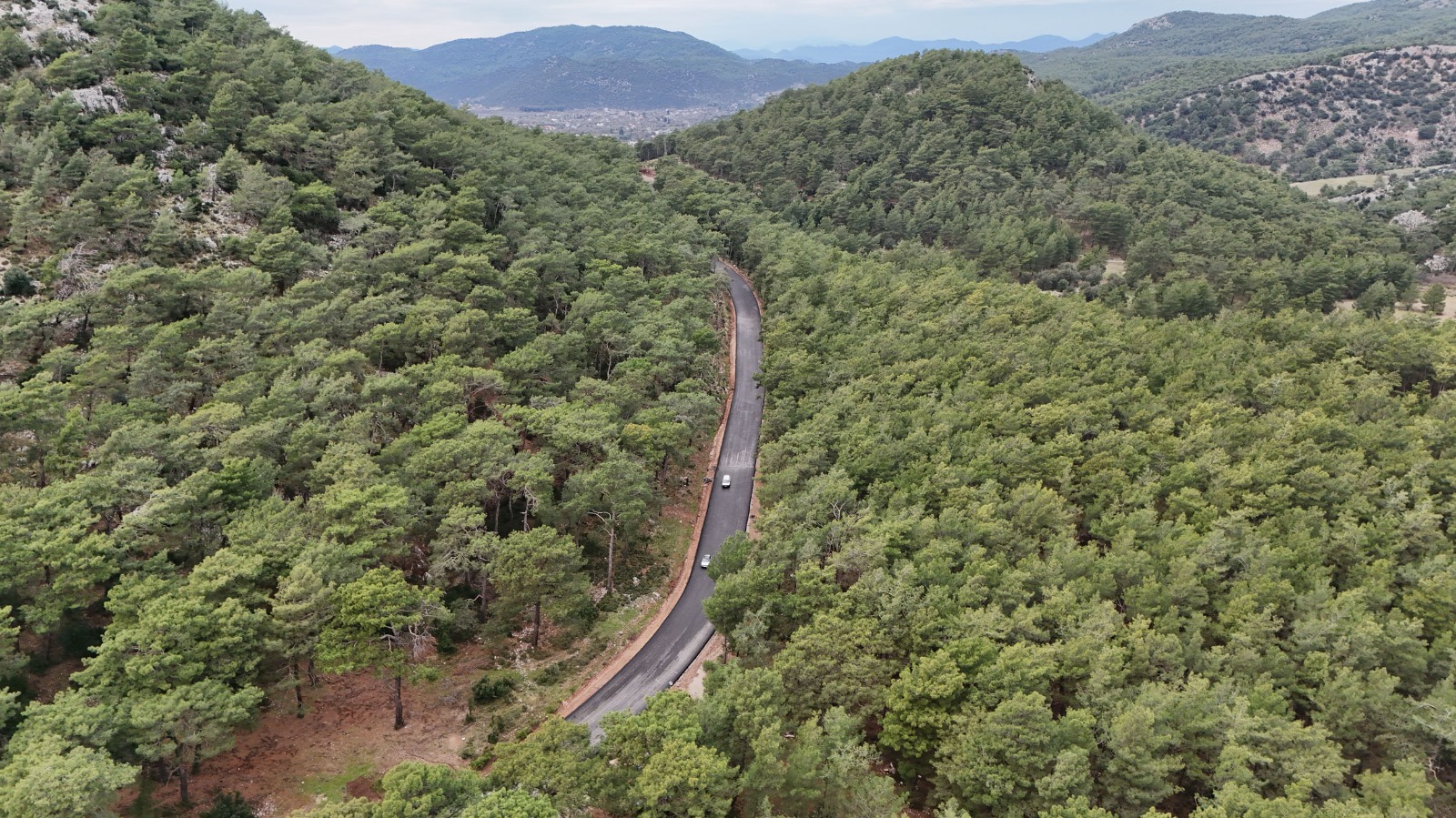 Ölüdeniz yol yatırımı kapsamında Muğla Büyükşehir Belediyesi’nin 328 milyon TL’lik