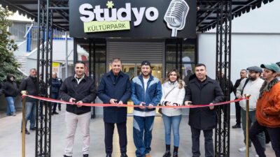 Stüdyo Kültürpark İzmir’de açıldı. Genç müzisyenler ücretsiz ve profesyonel ekipmanlarla
