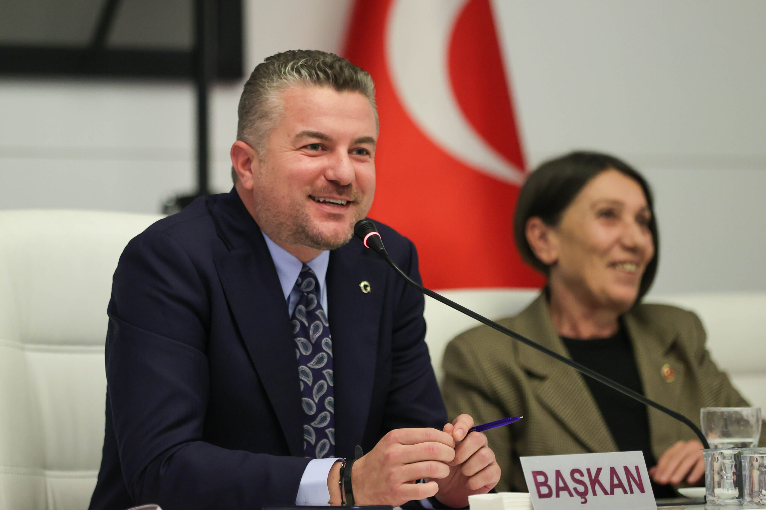 Buca Belediye Başkanı Görkem Duman'ın yönetimindeki mecliste, ilçenin 30-40 yılını