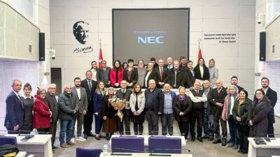 Buca Türkçe eğitim söyleşisi ile Balkanlar'da ana dil mücadelesi masaya