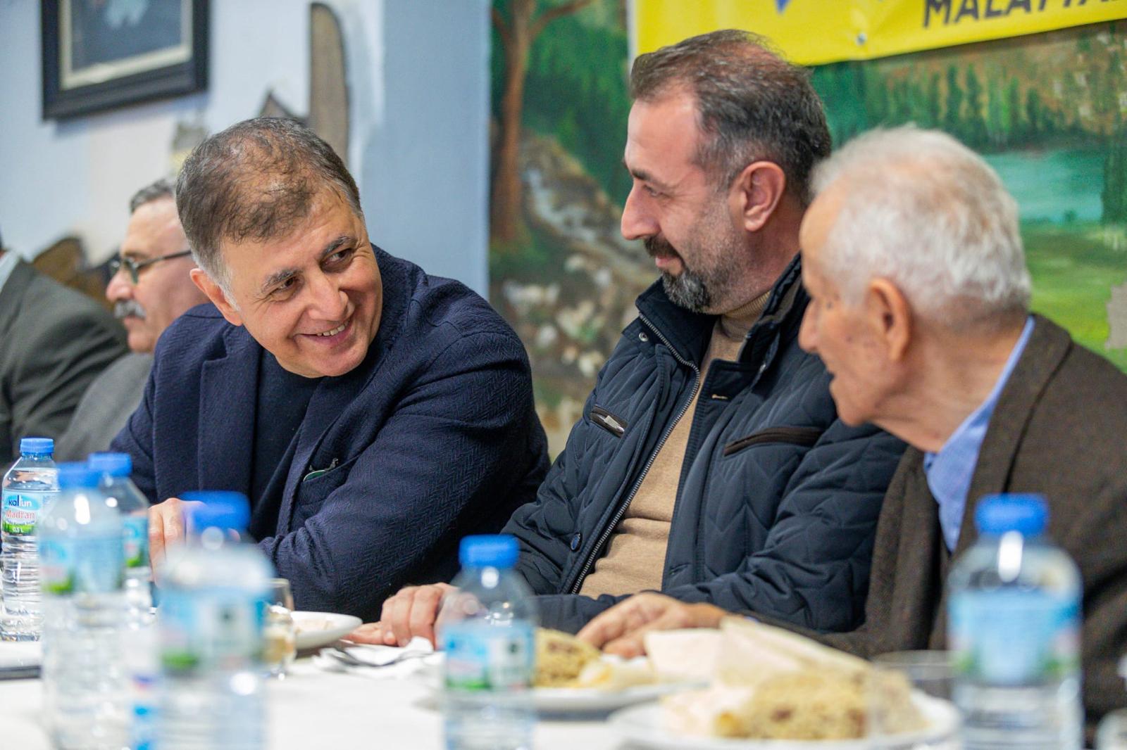 İzmir Büyükşehir Belediye Başkanı Dr. Cemil Tugay, Narlıdere'deki Abdal Musa