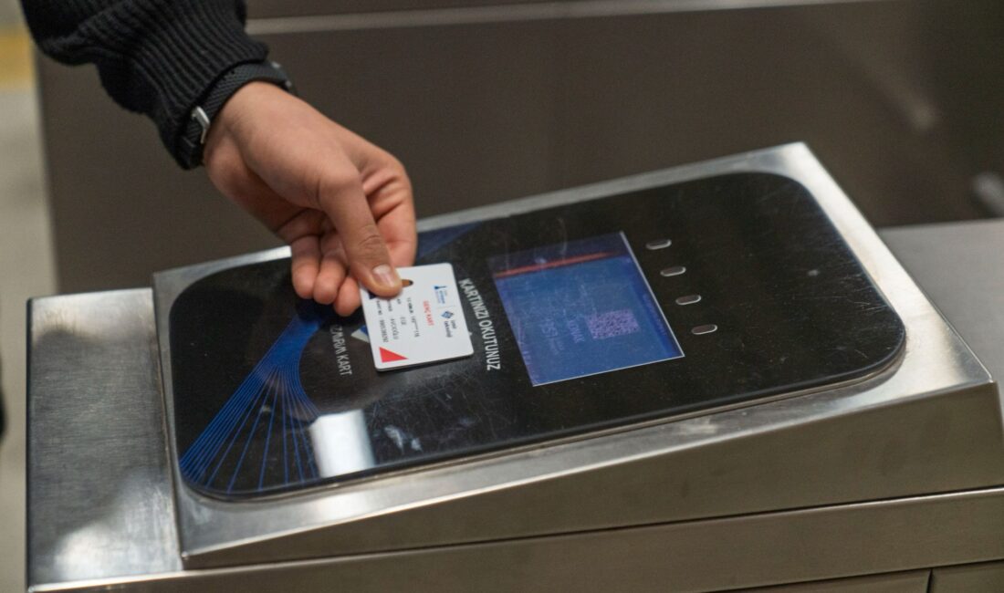 İzmir Büyükşehir Belediyesi, Genç İzmirim Kart uygulamasını başlattı! 7-26 yaş