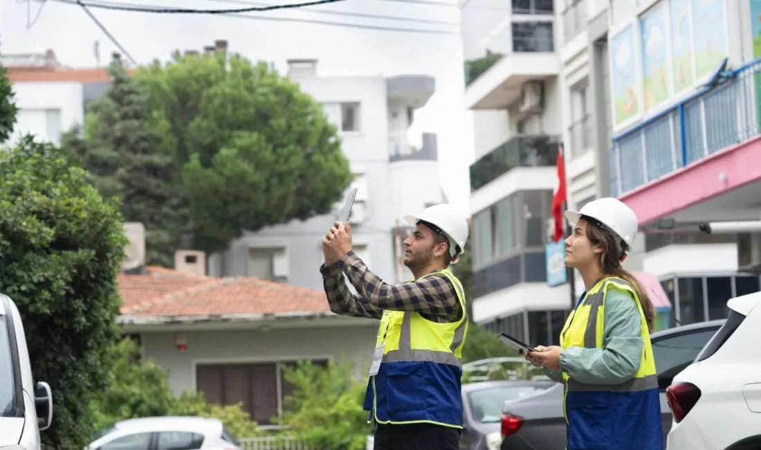 İzmir Büyükşehir Belediyesi, üniversitelerle iş birliği yaparak Deprem Master Planı
