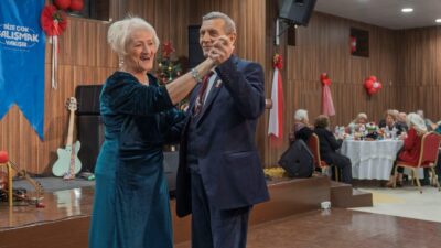 İzmir Büyükşehir Belediyesi Sosyal Yaşam Kampüsü sakinleri yeni yılı coşkuyla