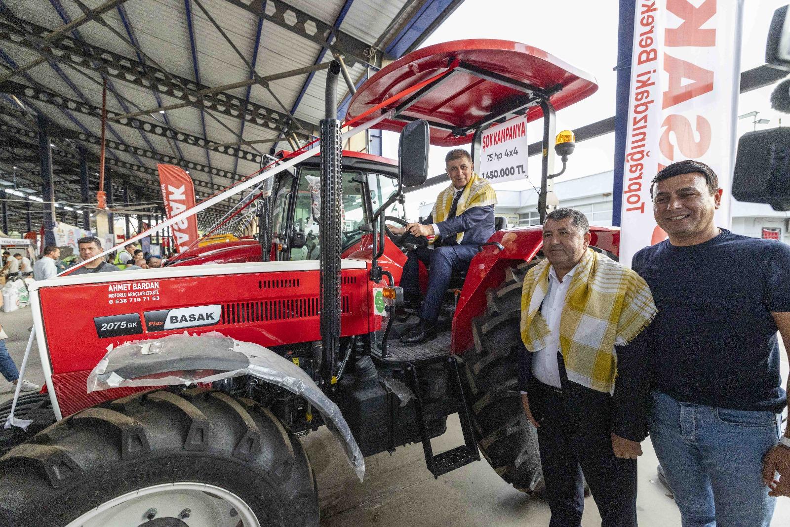 İzmir Büyükşehir Belediyesi öncülüğünde, 21 Aralık Dünya Kooperatifçilik Günü’nde Cumhuriyet