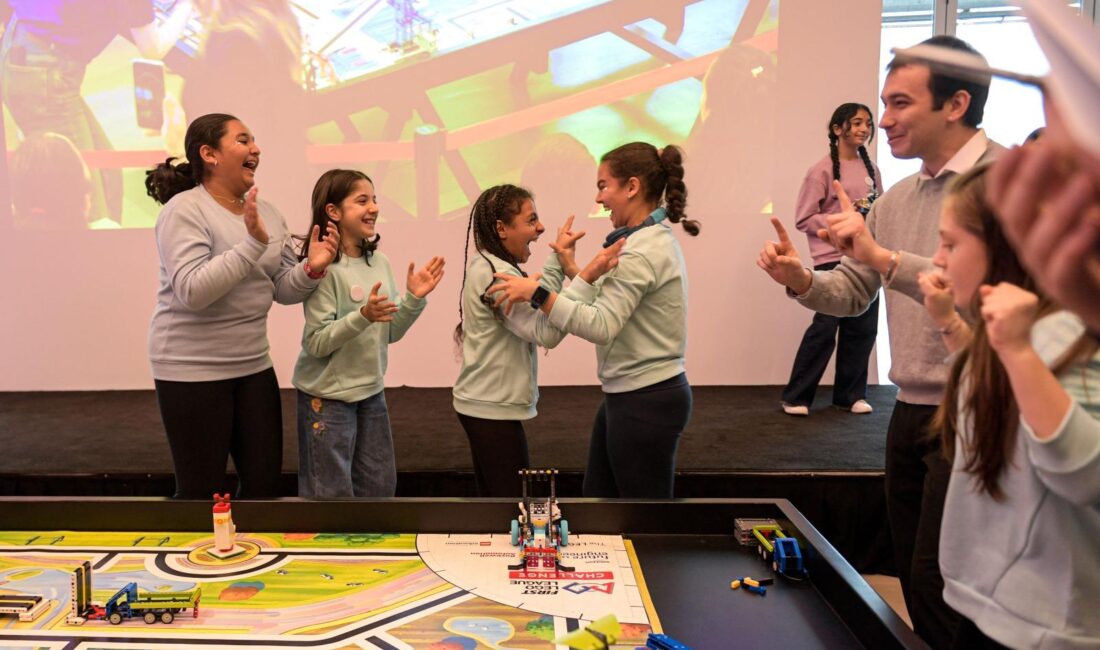 İzmir'de 75 ortaokullu kız öğrenci, 6 aylık STEAM maratonunda lojistik