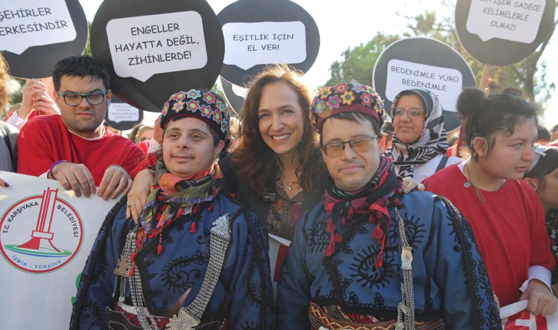 Karşıyaka Belediyesi, 3 Aralık Dünya Engelliler Günü’nde Zühtü Işıl Meydanı’nda