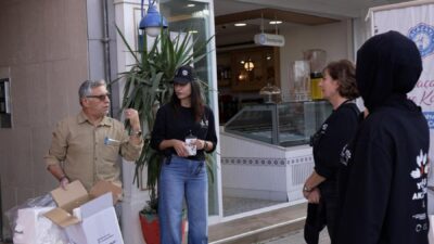 İzmir Büyükşehir Belediyesi ve İZPA'nın "Kent Denetçileri" programında 1 ayda