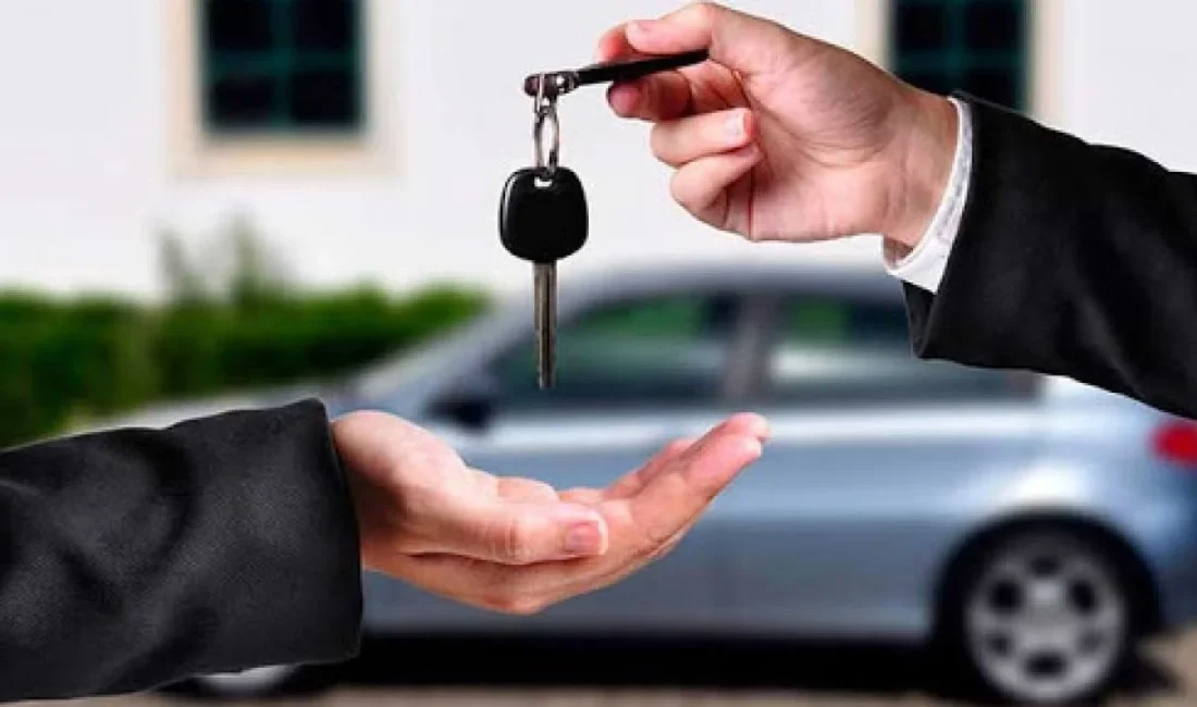 Kredi Kartına Taksitle Araba Satışı Yasak! EGOD Başkanı’ndan ‘Tefecilik’ Uyarısı EGOD Başkanı Enver Mehmet Torun, araç satışlarında kredi kartına taksitin