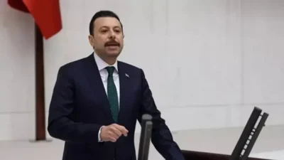 AK Parti İzmir Milletvekili Mahmut Atilla Kaya, İzmir Büyükşehir Belediyesi'ndeki