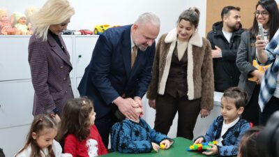 Menemen Belediye Başkanı Aydın Pehlivan, Seyrek Anaokulu'nu hizmete açtı. 100