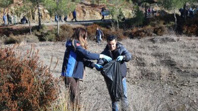 Muğla Büyükşehir Belediyesi, 13 ilçeyi kapsayan kapsamlı temizlik seferberliğinin ilkini