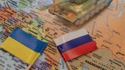Kremlin, Rus ordusunun Donetsk'te Dimitrov (Mirnograd) ve Zaporijya'da Gulyaypole'yi ele