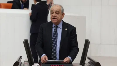 CHP İzmir Milletvekili Rıfat Nalbantoğlu, yasalaşan 11. Yargı Paketi'ni eleştirdi: