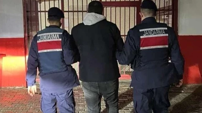 Aydın Efeler'de define bulmak için 20 metrelik tünele giren Sezer