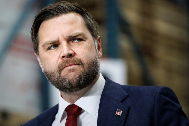 JD Vance’in evine şok saldırı: Camlar indirildi, Gizli Servis alarmda! ABD Başkan Yardımcısı JD Vance’in Cincinnati’deki evine saldırı düzenlendi. Camların