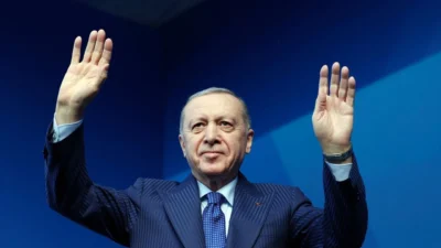 Aydın mitingi Erdoğan’ın sert sözlerine sahne oldu. Tropik ada çıkışı,