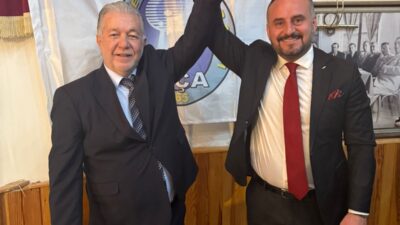 Foça Esnaf Odası seçimi sonuçlandı. Sedat Özdemir, rakibine beş kata