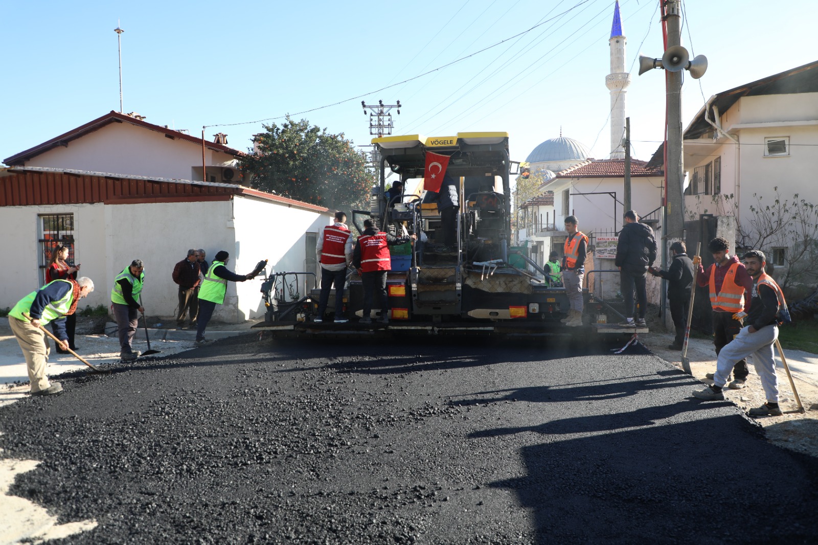 Muğla Büyükşehir Belediyesi, Gökova yol çalışması kapsamında 24 milyon TL’lik