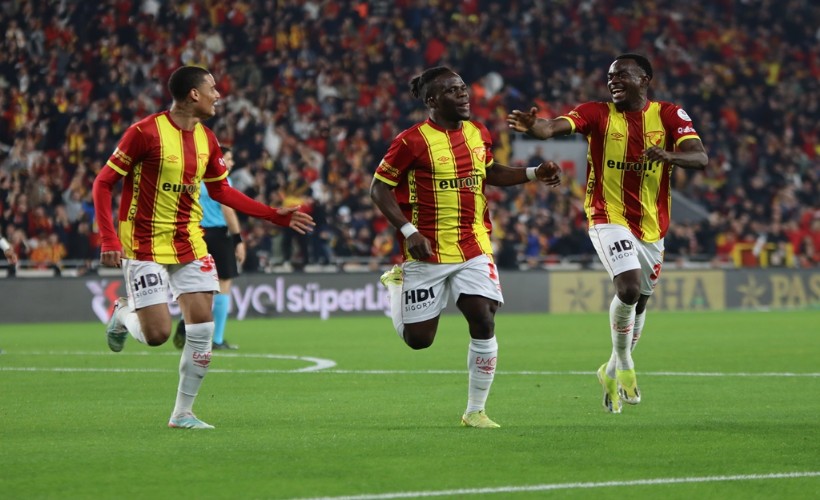 Göztepe yenilmezlik serisini 5 maça çıkardı! Göztepe yenilmezlik serisini 5 maça çıkardı. Karagümrük karşısında 2-1 kazanan
