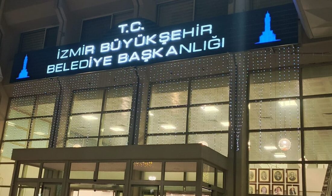 Karşıyaka tramvay kazasıyla ilgili iddialara İzmir Büyükşehir Belediyesi’nden açıklama geldi.