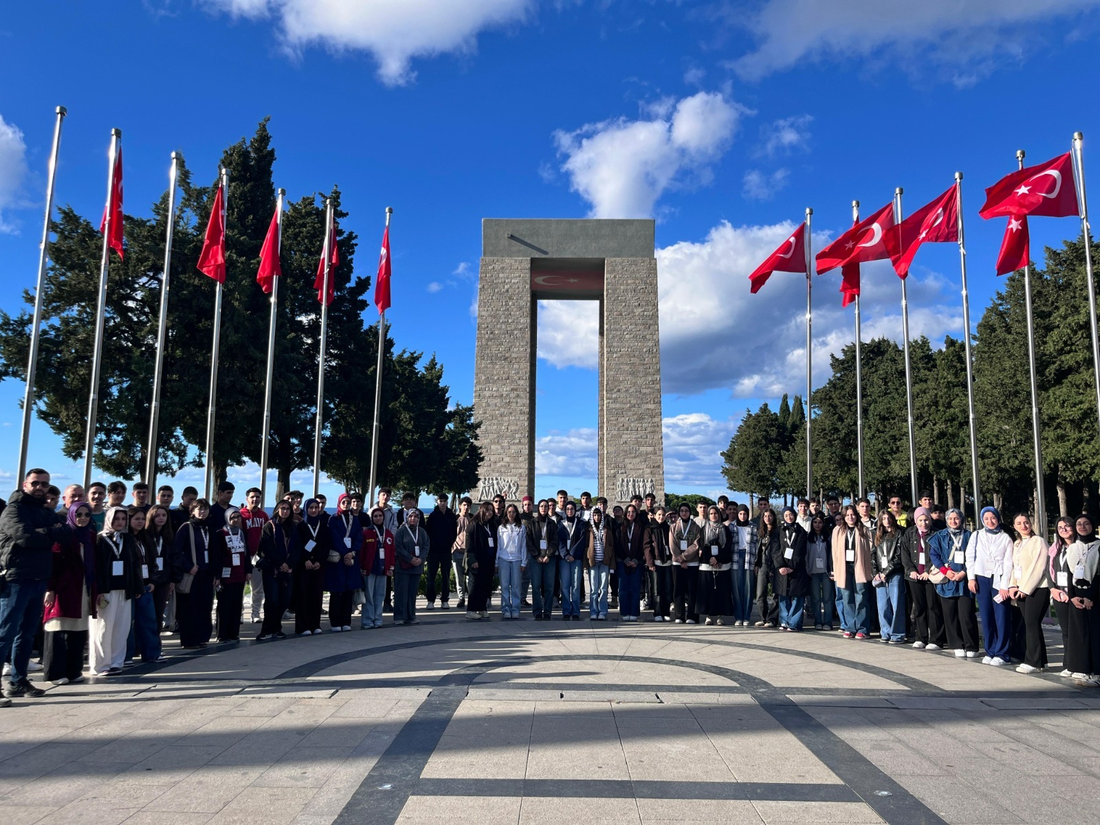 İzmir’den Çanakkale’ye tarihi sefer 10 bin genç yolda