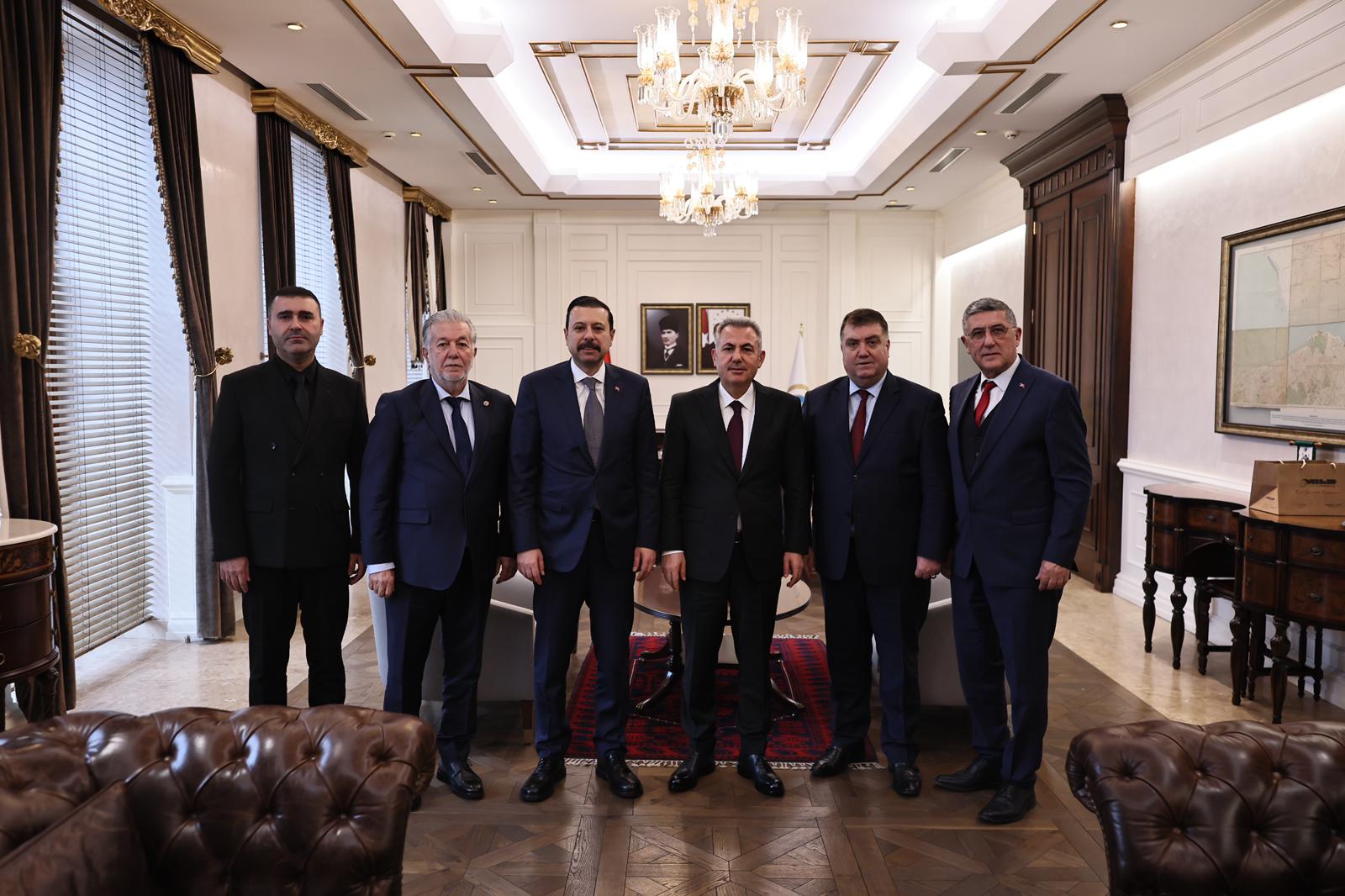 Korsan Taşımacılık Masada Esnaftan Valiliğe 4 Net Talep