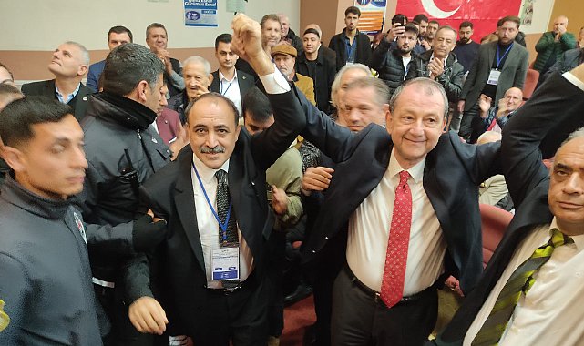 Lokantacılar Odası seçiminde sonuç net: Kılıç büyük fark attı İzmir Lokantacılar Odası seçiminde sandık net konuştu. Doğan Kılıç, rakiplerini