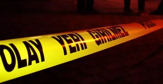 Akhisar’da alkol masası kan gölüne döndü: 1 Genç hayatını kaybetti! Manisa Akhisar'da alkol alan 3 arkadaşın tüfekli çatışmasında 22 yaşındaki