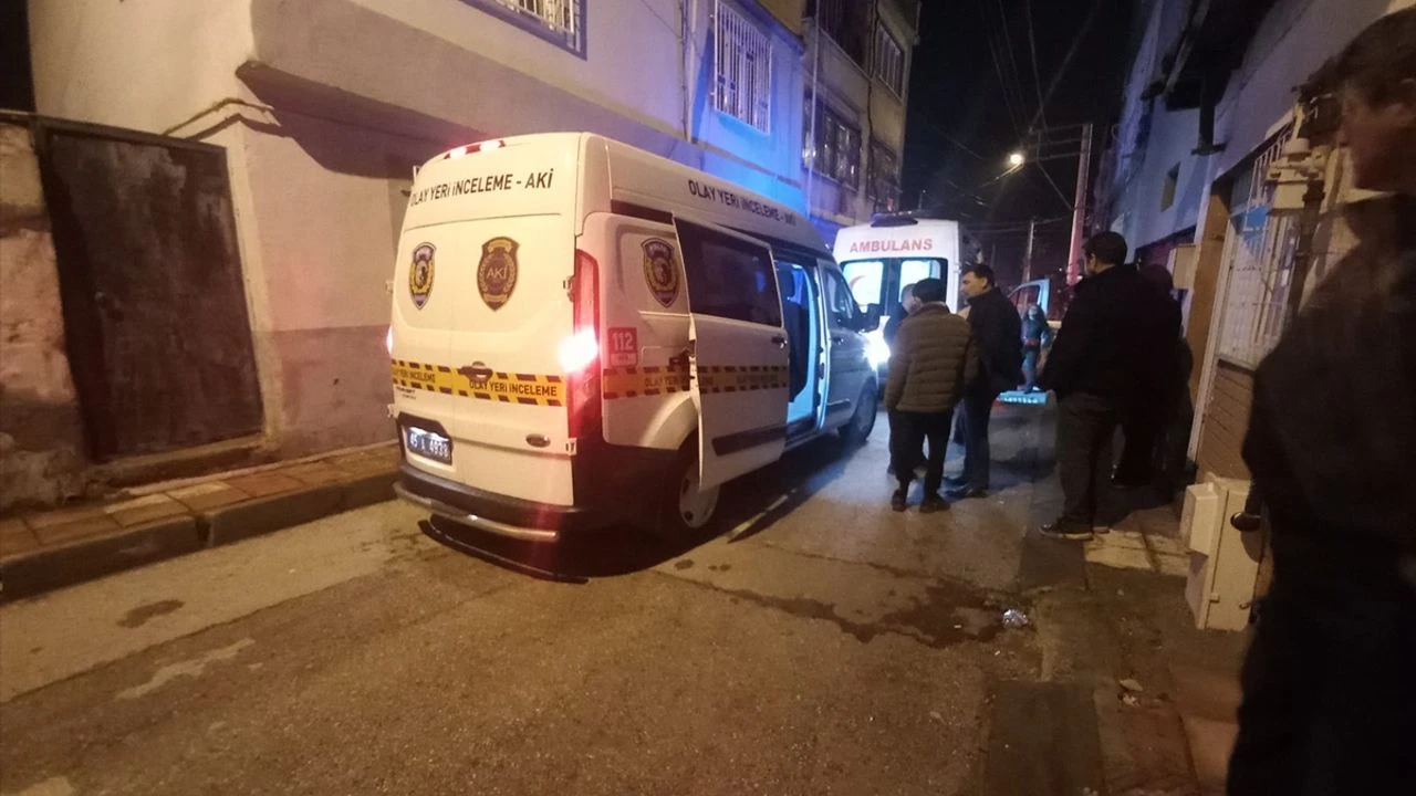 Manisa Şehzadeler’de 78 yaşındaki anne, 52 yaşındaki oğlunu yatağında ölü