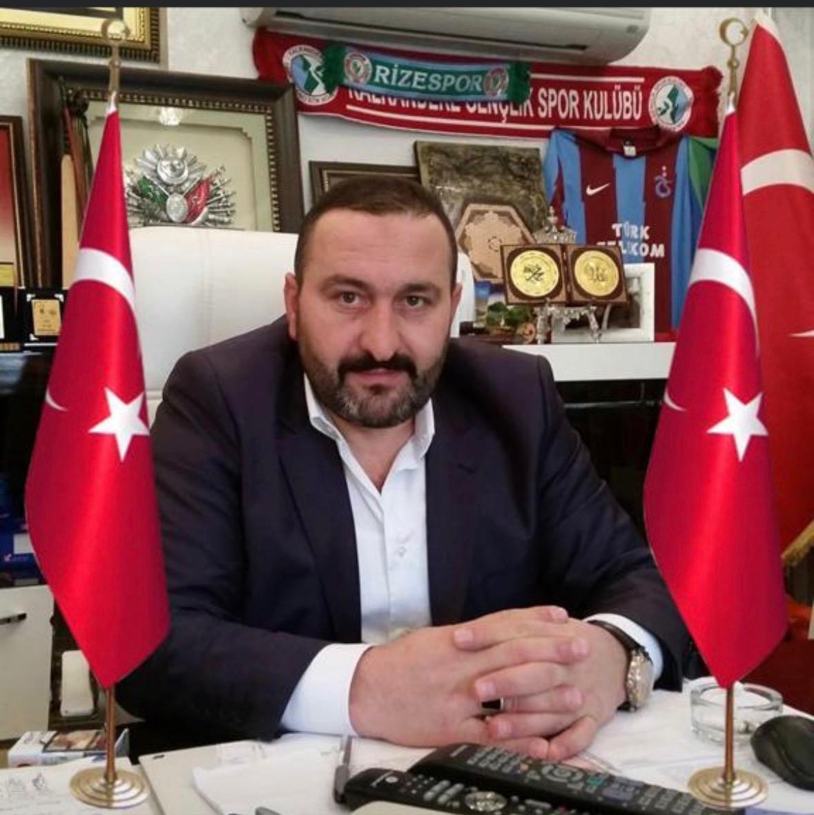 Karşıyaka Karadenizliler Derneği Başkanı Yaşar Canferoğlu’ndan net mesaj: Bayrak inmez,