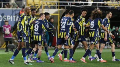 Eski hakemler, Fenerbahçe'nin Alanyaspor galibiyetini değerlendirdi. beIN Trio ekibi; penaltı,