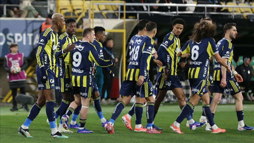 Eski hakemler, Fenerbahçe'nin Alanyaspor galibiyetini değerlendirdi. beIN Trio ekibi; penaltı,