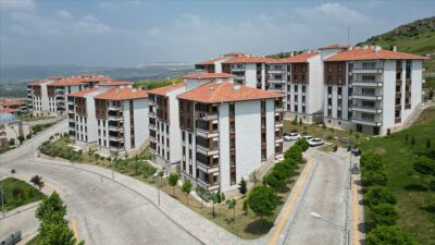 Bakan Murat Kurum 32 ilde 121 bin 265 konutun hak