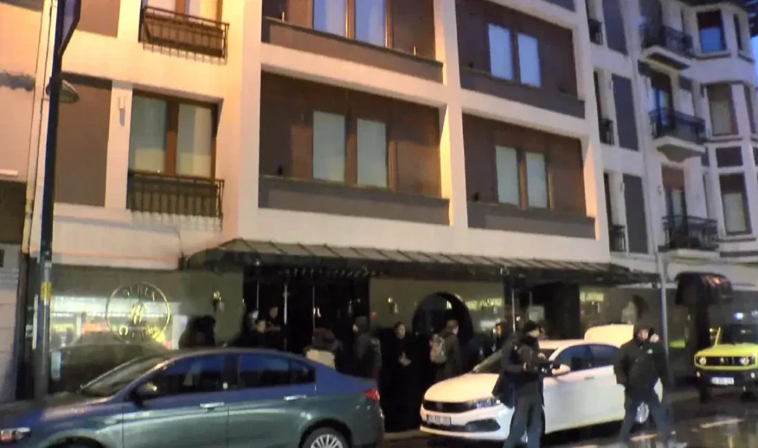 Ünlülere yönelik dev operasyonla sarsılan Bebek Otel'de kaçak yapıların yıkımı