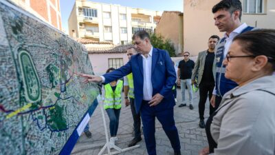 Buca'nın kabusu olan Özmen Caddesi, İZSU'nun 400 milyon liralık "Ayrık