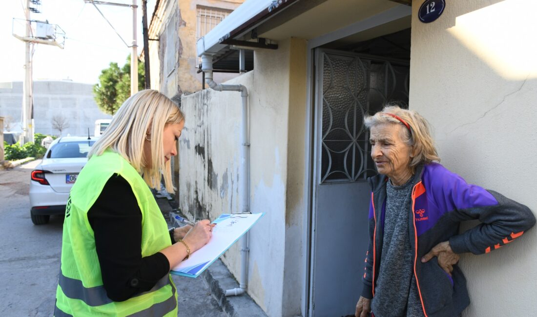 ÇİĞLİ BELEDİYESİ’NDE VATANDAŞIN TALEBİNE ANINDA ÇÖZÜM Çiğli Belediyesi, 2025 yılında 297 bin başvuruyu hızla sonuçlandırarak ulaşılabilir