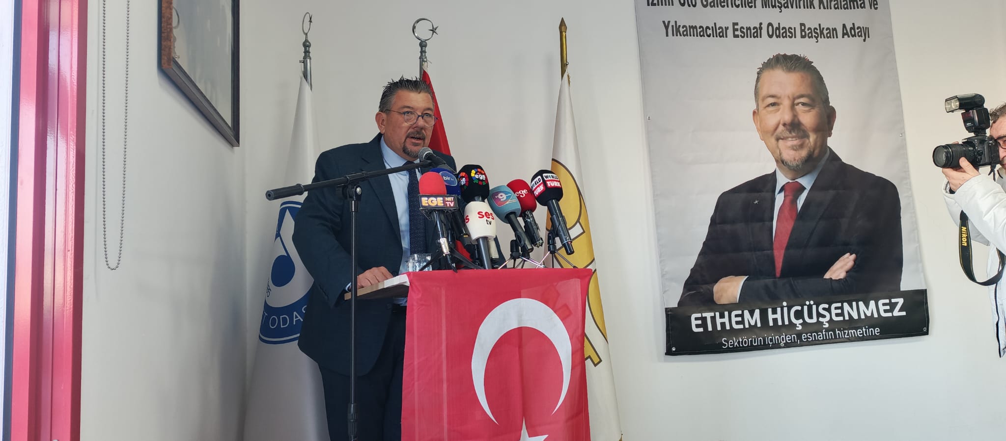 İzmir Oto Galericiler Odası Başkan Adayı Ethem Hiçüşenmez, esnafın belini