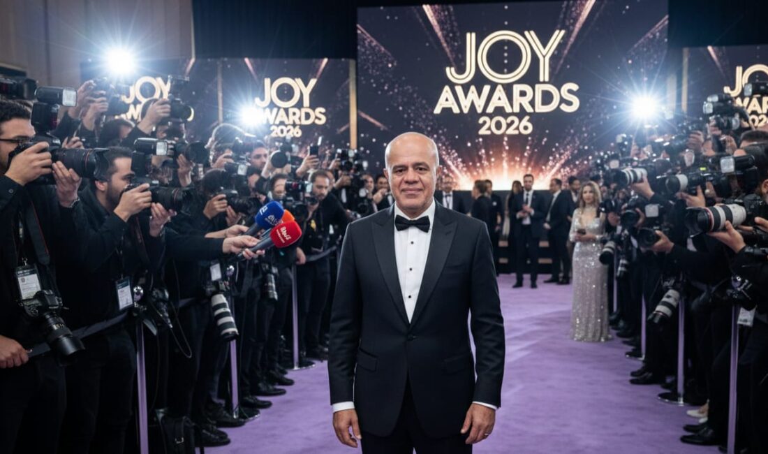 Ünlü magazinci Habib Aytekin, Joy Awards 2026'da sergilediği performansla Türk