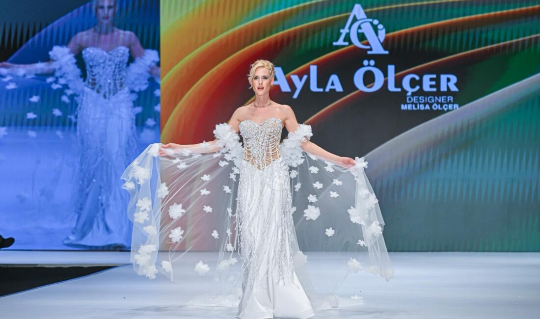 IF Wedding Fashion İzmir finalinde ünlü modeller podyuma çıktı. Tasarımlar