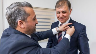 İzmir-Bakü kardeşliği 40. yılında yeni ticari ve kültürel hedeflerle güçleniyor.